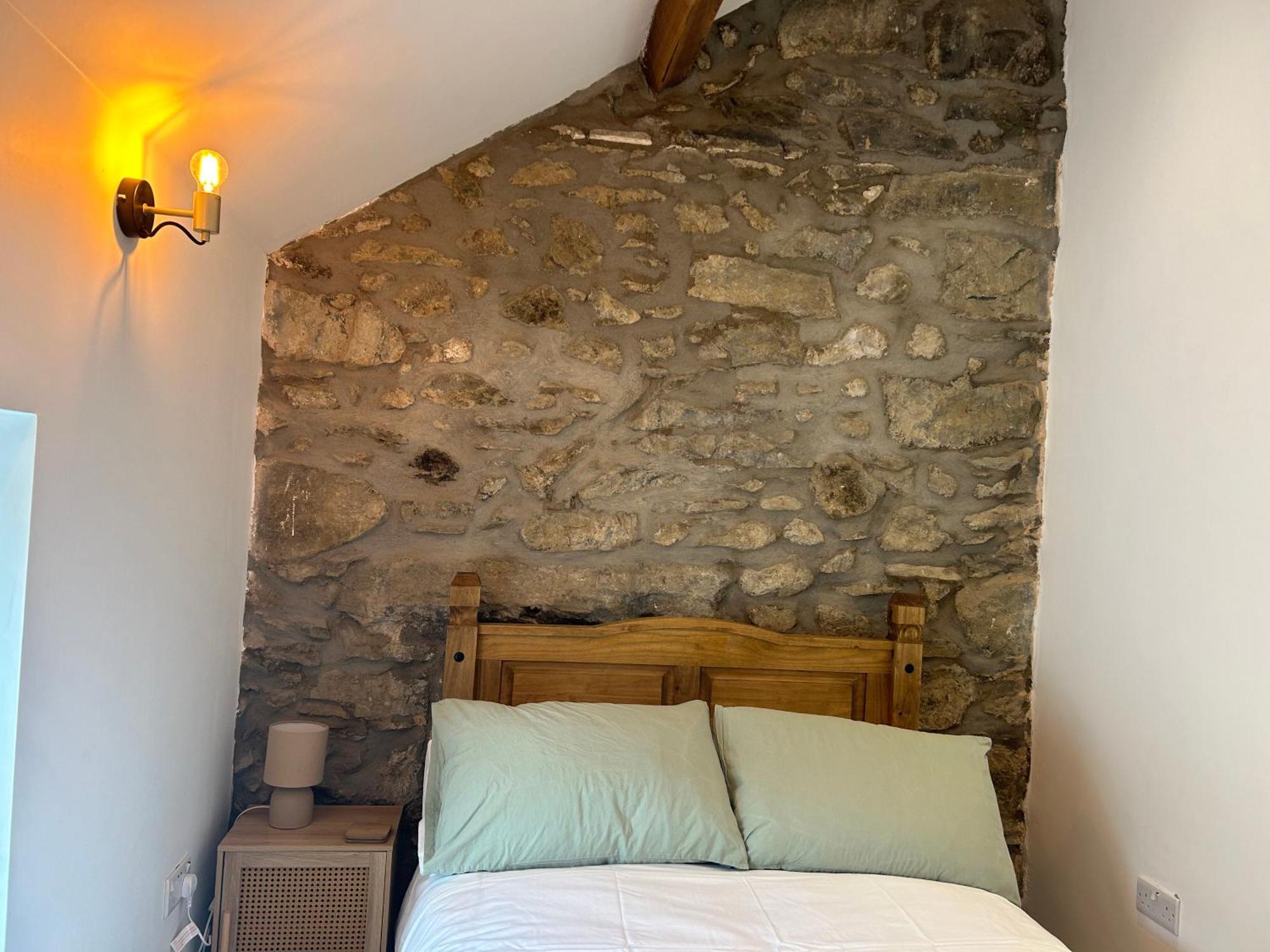 Cosy Modern Miners Cottage Llanllechid Buitenkant foto
