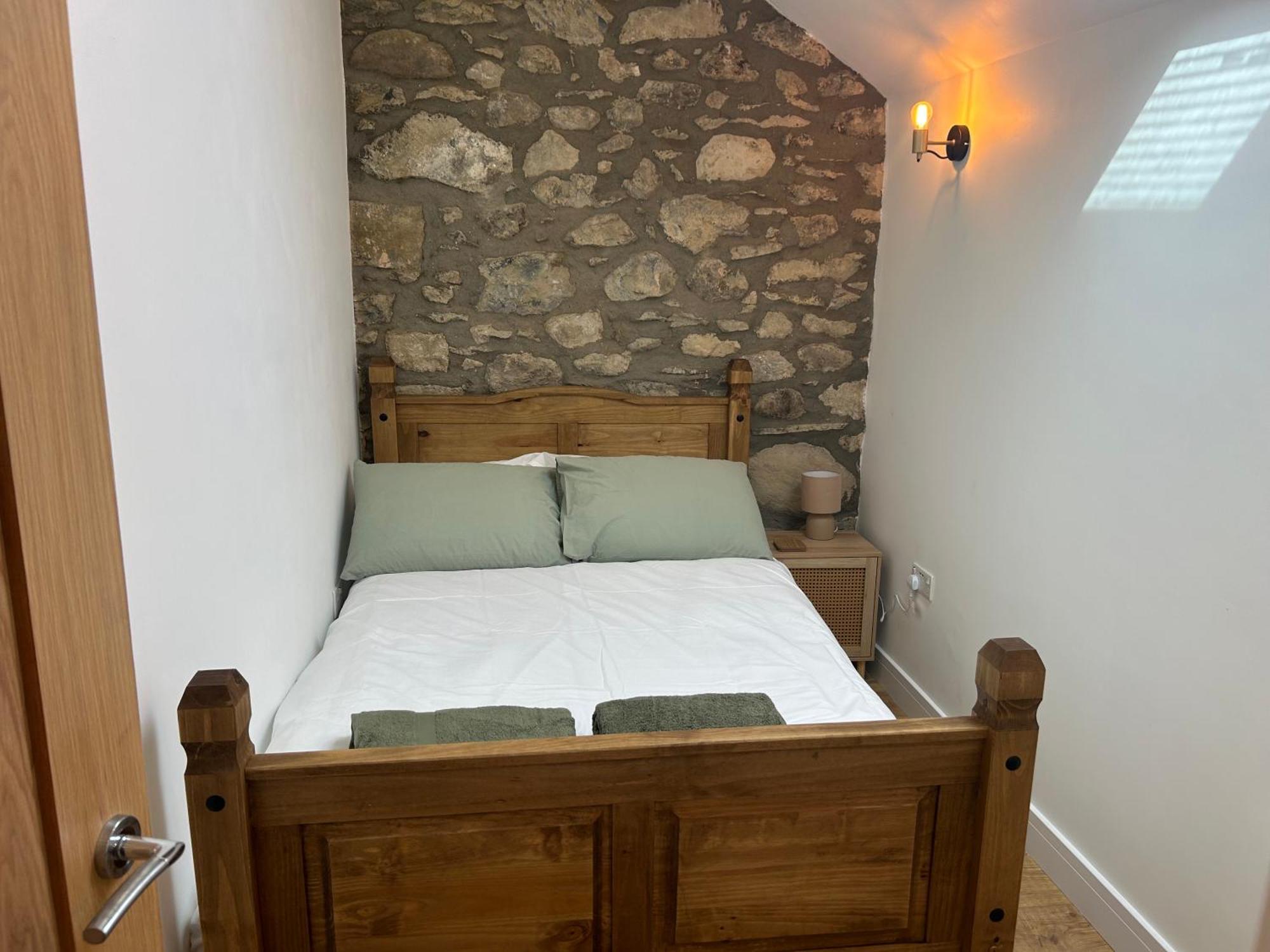 Cosy Modern Miners Cottage Llanllechid Buitenkant foto