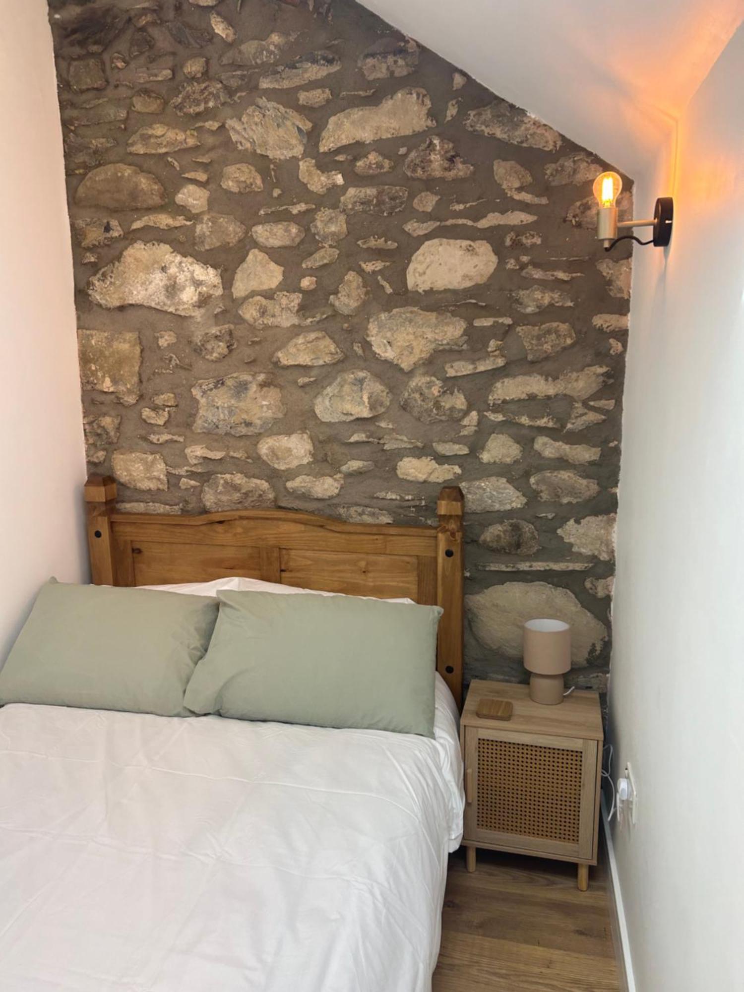 Cosy Modern Miners Cottage Llanllechid Buitenkant foto